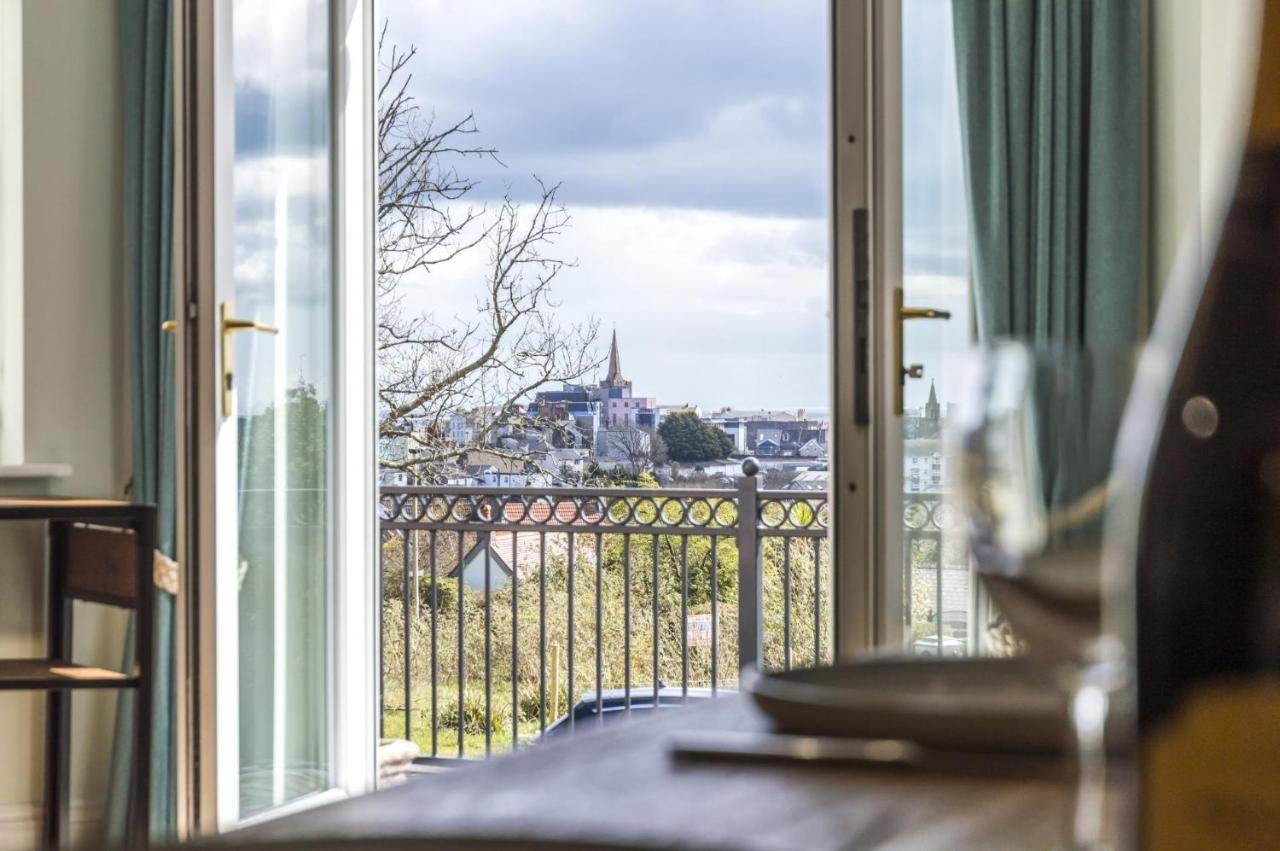 Bryn Y Mor - 2 Bedroom Apartment - Tenby Eksteriør billede