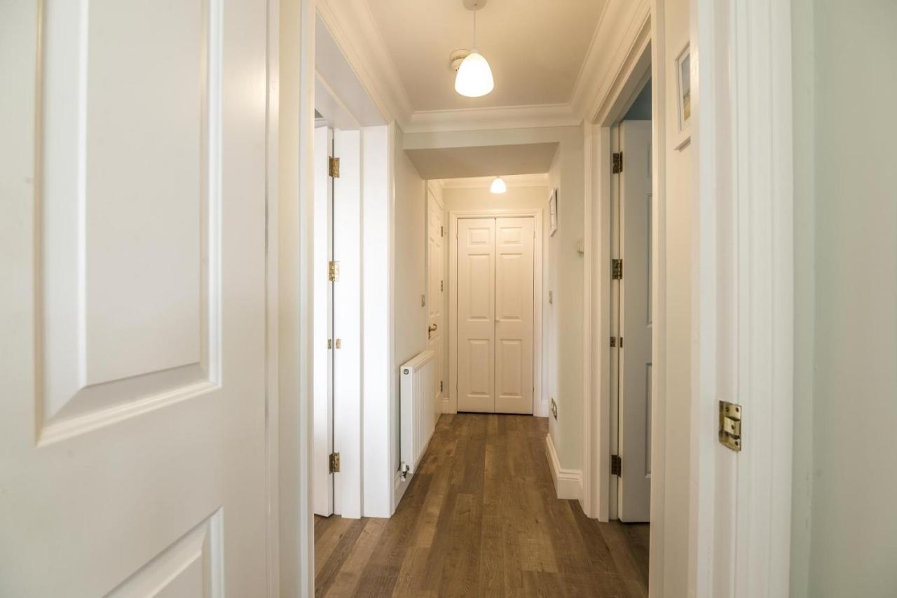 Bryn Y Mor - 2 Bedroom Apartment - Tenby Eksteriør billede