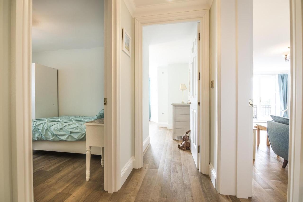 Bryn Y Mor - 2 Bedroom Apartment - Tenby Eksteriør billede